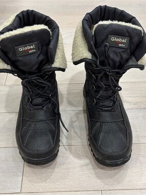 Global Win Black Lace-Up Winter Boots with Cream Shearling Cuff